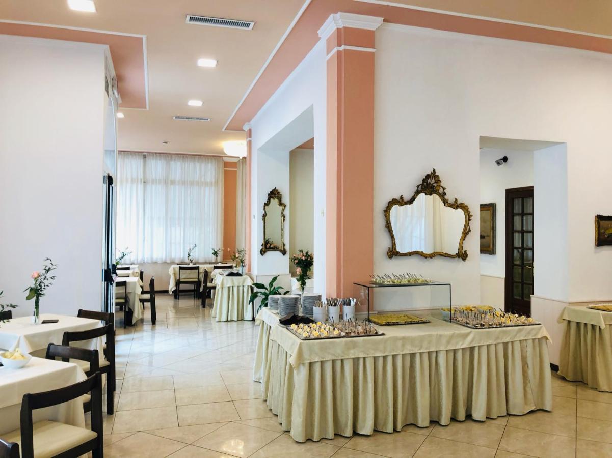 Hotel Eletto San Remo Zewnętrze zdjęcie